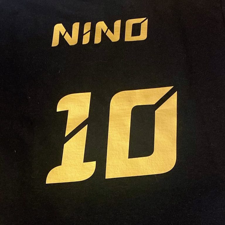 T-shirt personnalisé avec prénom + numéro T-Shirt sport football